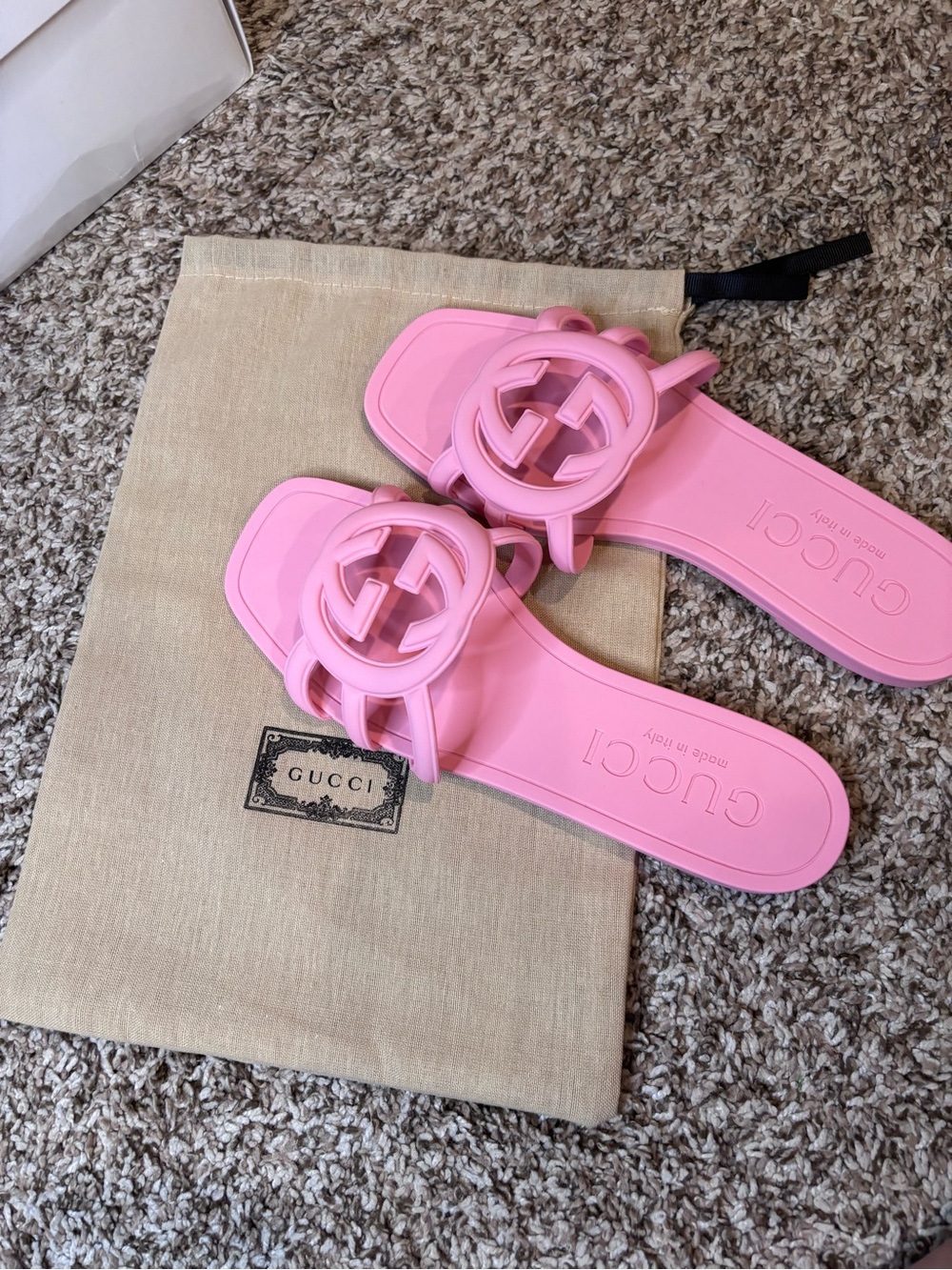 Gucci Pink Slides - Picture 4 of 8